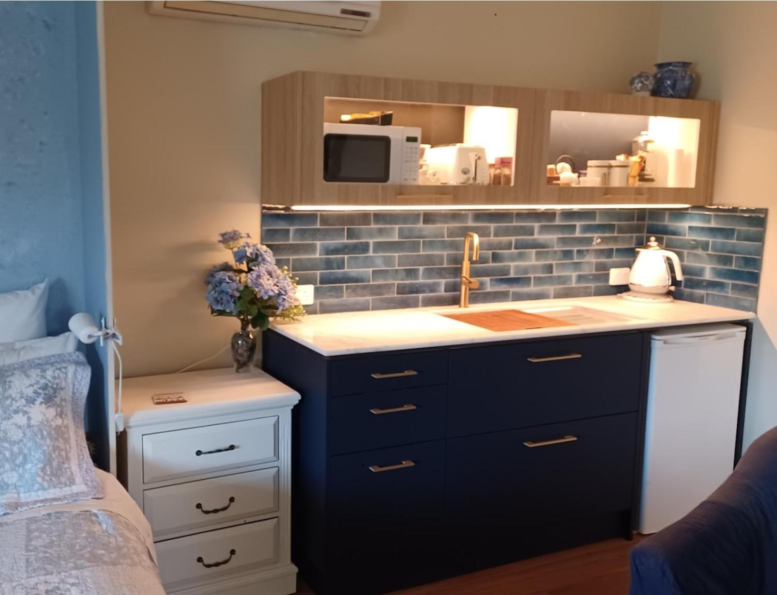 Cottage On Main Franklin Экстерьер фото